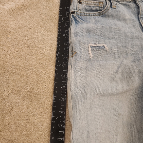 CAT & JACK~Target Girls distressed denim skinny shorts blue Size 10 - Picture 2 of 12